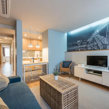 Guestready - Crayon Walls Apts Appartamento Oporto